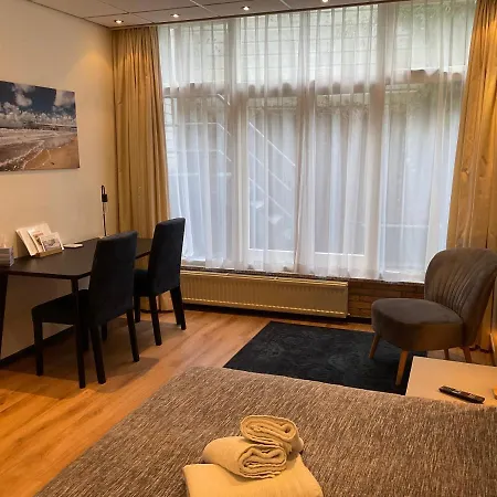 Plato By Hofstad Studio's