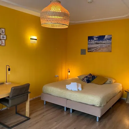 Lejlighedshotel Plato By Hofstad Studio's Haag