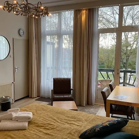 Lejlighedshotel Plato By Hofstad Studio's 4*