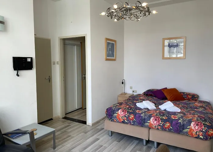 Plato By Hofstad Studio's La Haye