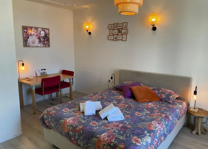 Plato By Hofstad Studio's Hotel apartamentowy Haga